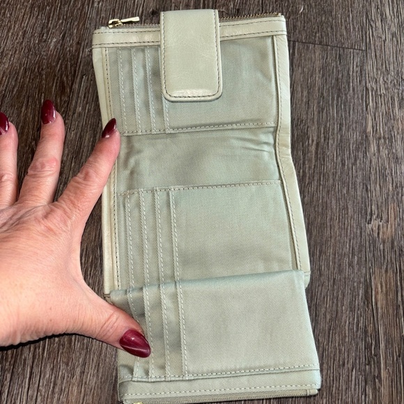 Ladies Fossil wallet great condition - Picture 4 of 6